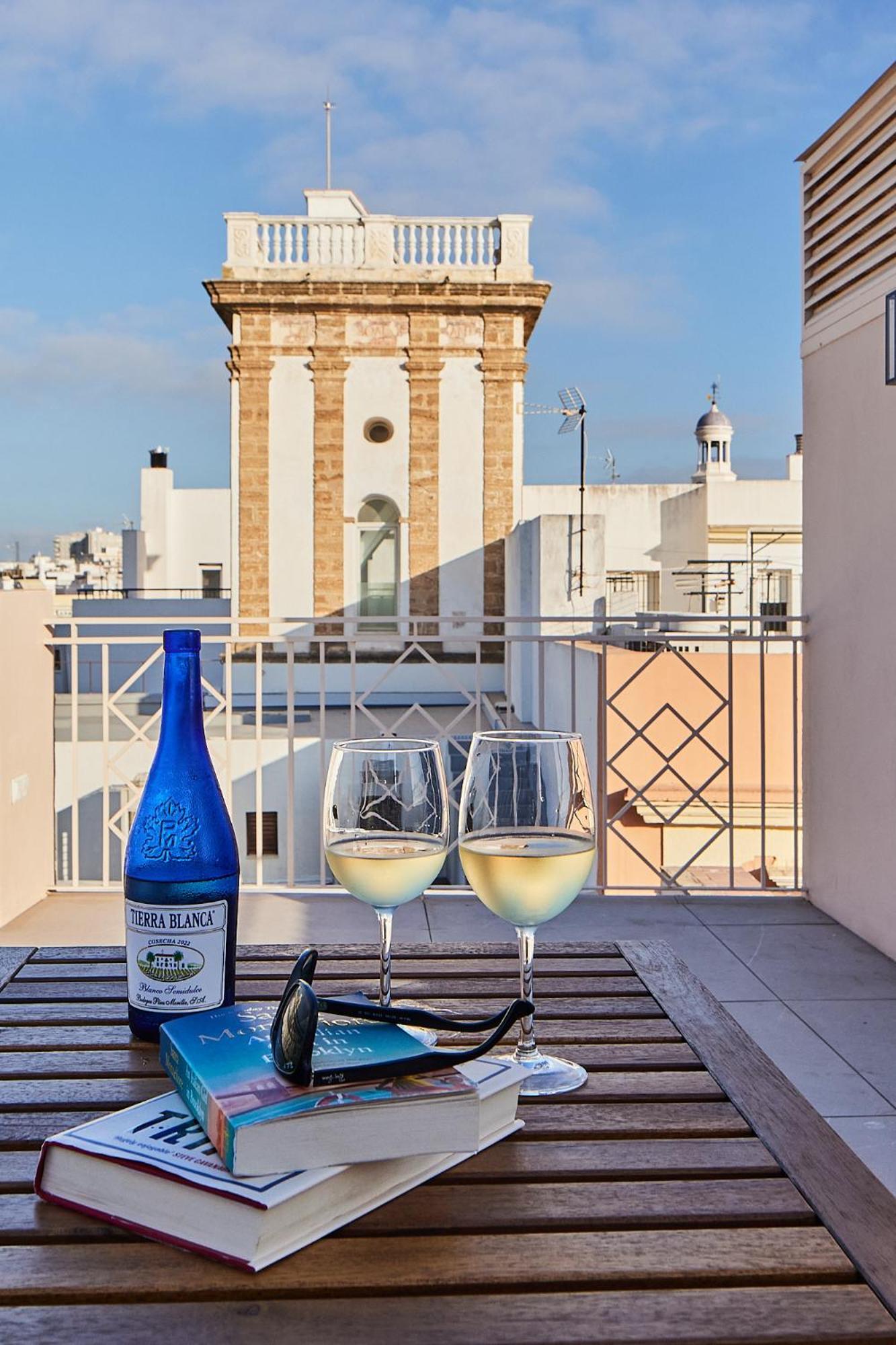 Vg - Villa De Andas Suites Cádiz Exteriör bild